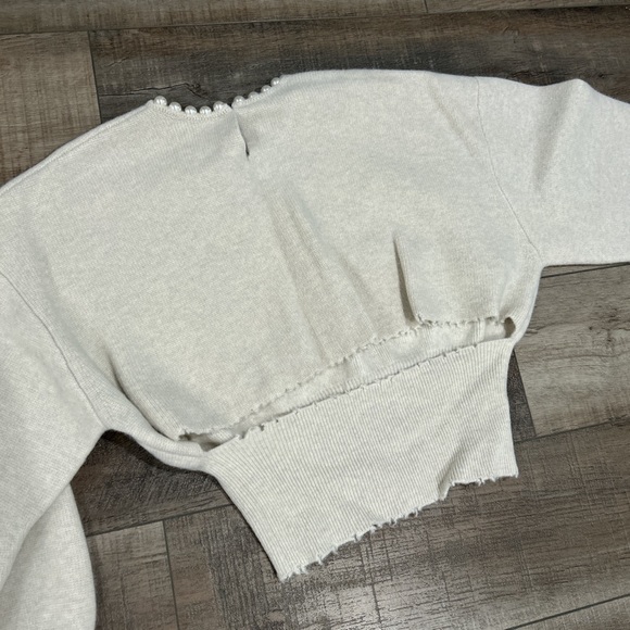 Alexander Wang pearl necklace cashmere blend crew neck sweater with open back - Picture 7 of 8